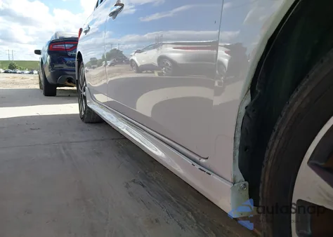 2016 Nissan Sentra Sr from USA, damaged, VIN 3N1AB7AP1GY305366